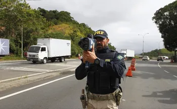 Imagem ilustrativa da imagem Feriadão teve 563 multados por excesso de velocidade no ES