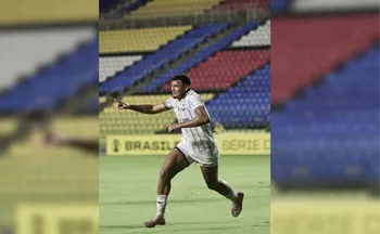 Imagem ilustrativa da imagem Rio Branco vence, assume o segundo lugar e afunda o Real na Série D