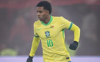 Imagem ilustrativa da imagem Rodrygo, fora da Copa por lesão, será comentarista do SporTV durante o Mundial