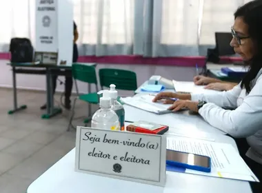 Imagem ilustrativa da imagem Eleições 2026: eleitor pode se inscrever para ser mesário voluntário