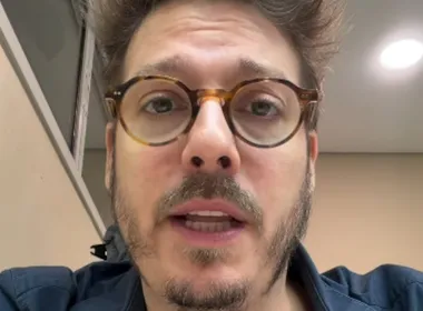 Imagem ilustrativa da imagem Fabio Porchat cancela shows após acidente em teatro; técnica fica ferida
