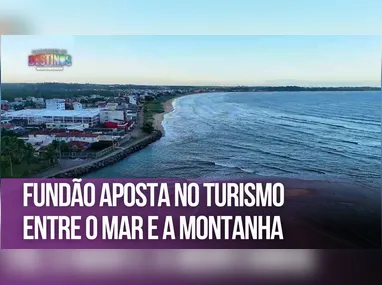Passeio  de canoa havaiana no Rio Reis Magos é uma das experiências imperdíveis do roteiro turístico em Fundão