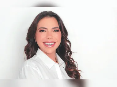 MÔNICA PORTO é empresária contábil e especialista em IA pelo MIT