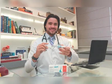 Imagem ilustrativa da imagem Anvisa aprova caneta em dose tripla para perder peso. O que dizem os médicos?