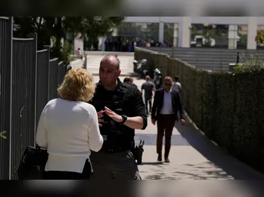 Entre 25 mil e 30 mil dos novos documentos estarão disponíveis para os requerentes no escritório de passaportes de Washington