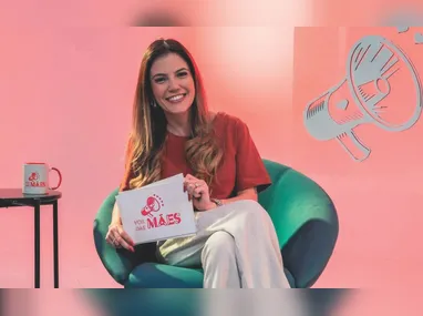 Adréia Delmaschio é escritora, pesquisadora e professora titular de Literatura no Ifes