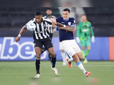 A dívida diz respeito à compra de Thiago Almada em julho de 2024.