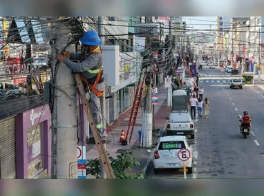 A pesquisadora Sara Dantas abriu a programação da 3ª Jornada de Educação Inclusiva do Sinepe-ES