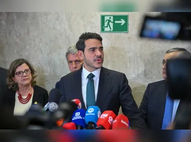 Magno Malta (PL-ES) durante a sessão do Congresso na tarde de quarta