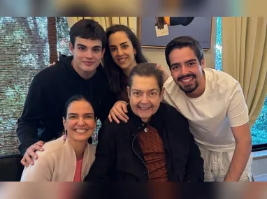 Imagem ilustrativa da imagem Faustão ganha homenagem da mulher no aniversário: 'presente para nossa família'