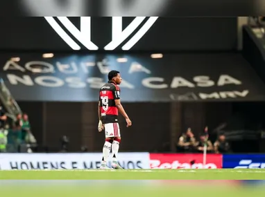 Leonardo Jardim está satisfeito com a evolução do Flamengo e está confiante em mais uma vitória do time fora de casa