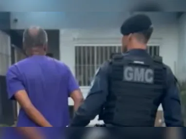 Loja localizada em Coqueiral de Itaparica, Vila Velha, foi invadida por dois criminosos na noite de sábado (25)