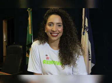 PF tinha encontrado no celular de Vorcaro diálogos com o senador e ordens de pagamento do banqueiro para uma pessoa de nome Ciro