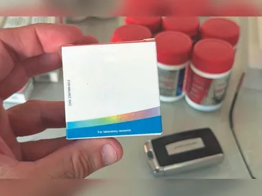Imagem ilustrativa da imagem Polícia Federal flagra laboratório que vendia até Mounjaro fake no ES