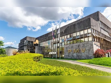 Imagem ilustrativa da imagem Prefeitura de Vitória: saiba como se inscrever em concurso público com 32 vagas
