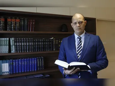 Imagem ilustrativa da imagem Vicaricídio: Entenda o crime que agora pode dar até 40 anos de prisão