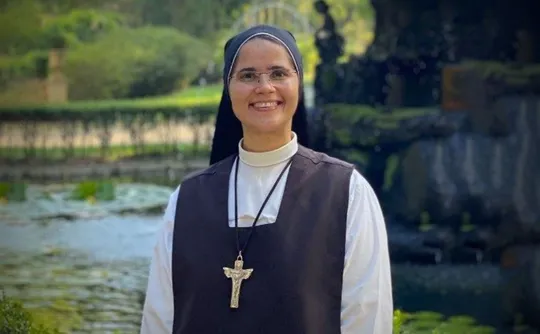 Imagem ilustrativa da imagem Freira brasileira morre na Itália ao salvar companheiras de afogamento