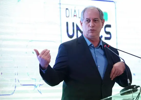 Imagem ilustrativa da imagem Ciro Gomes é condenado por violência política de gênero por ofensas à ex-senadora
