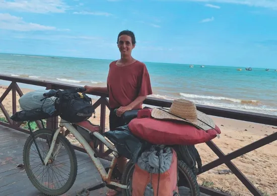 Imagem ilustrativa da imagem De bicicleta pelo Brasil, argentina se declara ao ES: "Apreciei a energia"