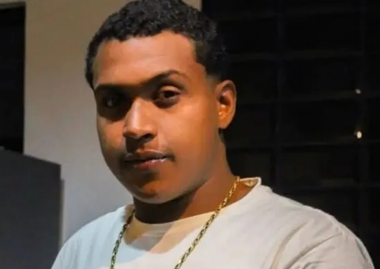 Imagem ilustrativa da imagem Discussão por dívida termina com jovem morto a facadas na porta de casa no ES