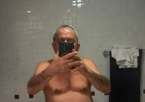 Imagem ilustrativa da imagem Ex-deputado Átila Lira (PI) publica nude e imagem viraliza em redes sociais