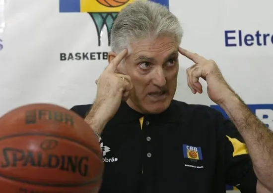 Imagem ilustrativa da imagem Ex-técnico da seleção de basquete, Moncho Monsalve morre aos 81