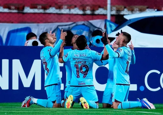 Imagem ilustrativa da imagem Flu sofre com brasileiro, perde para Bolívar e se complica na Libertadores