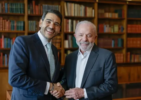 Imagem ilustrativa da imagem Lula diz a aliados que vai reenviar ao Senado indicação de Messias para vaga do STF