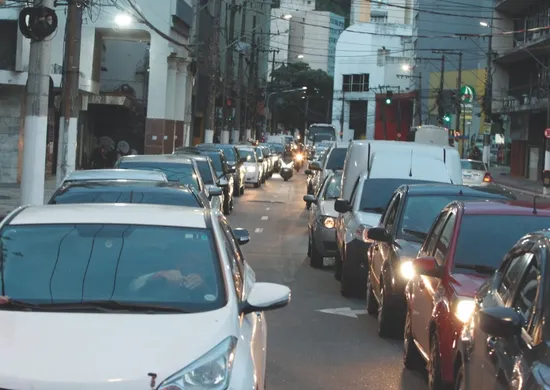 Imagem ilustrativa da imagem Mais de 6 mil motoristas foram multados este ano por dirigir sem CNH