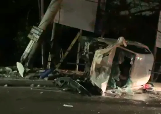 Imagem ilustrativa da imagem Motorista é preso por conduzir embriagado após carro capotar em Vitória