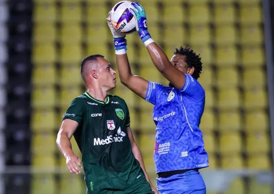 Imagem ilustrativa da imagem Porto Vitória tropeça em casa e dá adeus a Copa Centro-Oeste