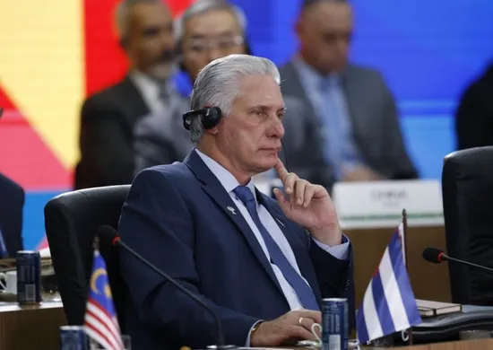 Imagem ilustrativa da imagem Presidente de Cuba reage a fala de Trump e diz que país não vai se render