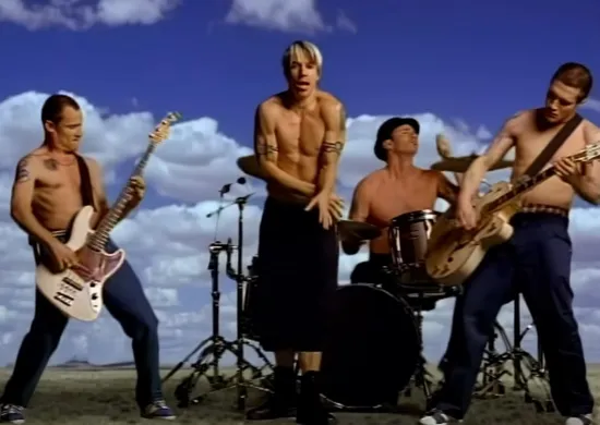 Imagem ilustrativa da imagem Red Hot Chili Peppers vende seu catálogo por R$ 1,4 bilhão à gravadora Warner
