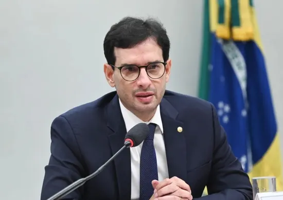 Imagem ilustrativa da imagem Relator da PEC 6x1 diz que categorias específicas serão tratadas em outro projeto