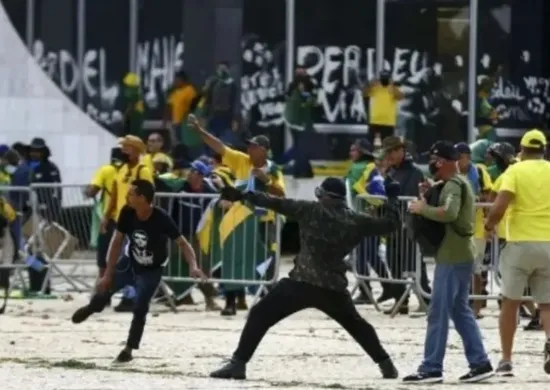 Imagem ilustrativa da imagem STF aponta que 190 pessoas estão presas pelo 8 de Janeiro e pela tentativa de golpe