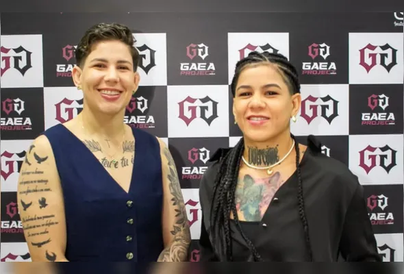 Imagem ilustrativa da imagem Karol Rosa dá passo para formar atletas no MMA