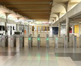 Imagem ilustrativa da imagem Trem sofre descarrilhamento e paralisa a Linha Sul do Metrô do Recife nesta terça