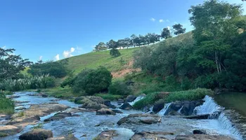 Cachoeira do Jarrão, Pesqueiro do Jefinho e Espaço Agazeh: o que conhecer em Fundão
