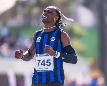 Imagem ilustrativa da imagem Alison vence 400m com barreiras com melhor marca mundial em 2026