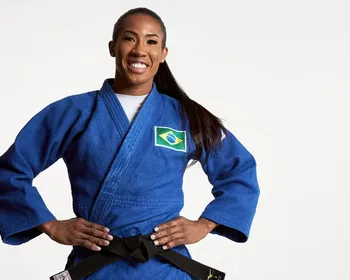 Imagem ilustrativa da imagem Medalhista olímpica, Ketleyn Quadros anuncia aposentadoria dos tatames