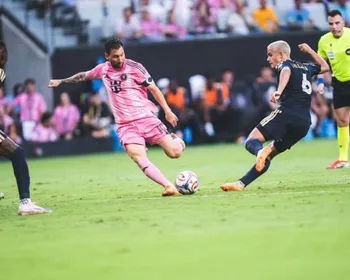 Imagem ilustrativa da imagem Messi tem lesão muscular descartada em diagnóstico inicial, diz Inter Miami