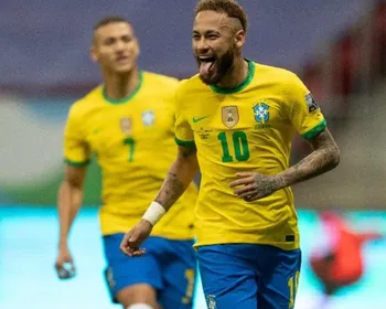 Imagem ilustrativa da imagem Neymar fará exame para voltar a campo semana que vem, diz Ancelotti