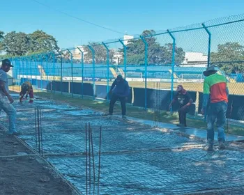 Imagem ilustrativa da imagem Obras de arquibancada no Estádio Salvador Costa avançam