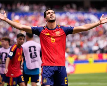 Imagem ilustrativa da imagem Quem é o artilheiro talismã que colocou a Espanha na semifinal da Copa