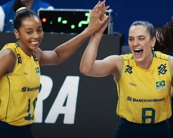 Imagem ilustrativa da imagem Seleção brasileira feminina de vôlei mantém 100% e bate a França na Liga das Nações
