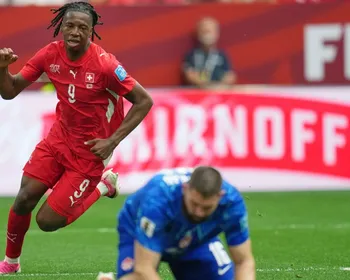 Imagem ilustrativa da imagem Suíça vence, fica na liderança do Grupo B e empurra Canadá para ser visitante