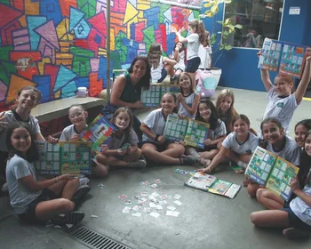 Imagem ilustrativa da imagem Troca de figurinhas muda rotina do recreio das escolas