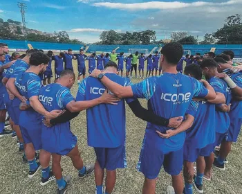 Imagem ilustrativa da imagem Vitória inicia disputa por vaga na final da Copa ES