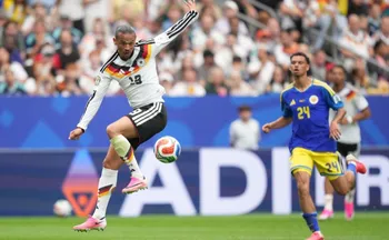 Imagem ilustrativa da imagem Alemanha repete 7x1 sobre Curaçao, que faz seu primeiro gol em Copas