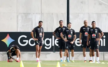 Imagem ilustrativa da imagem Ancelotti testa seleção brasileira com três no meio e Igor Thiago
